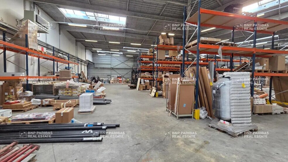 Flex dans Collégien à louer - Photo du bâtiment - Image 3 de 7