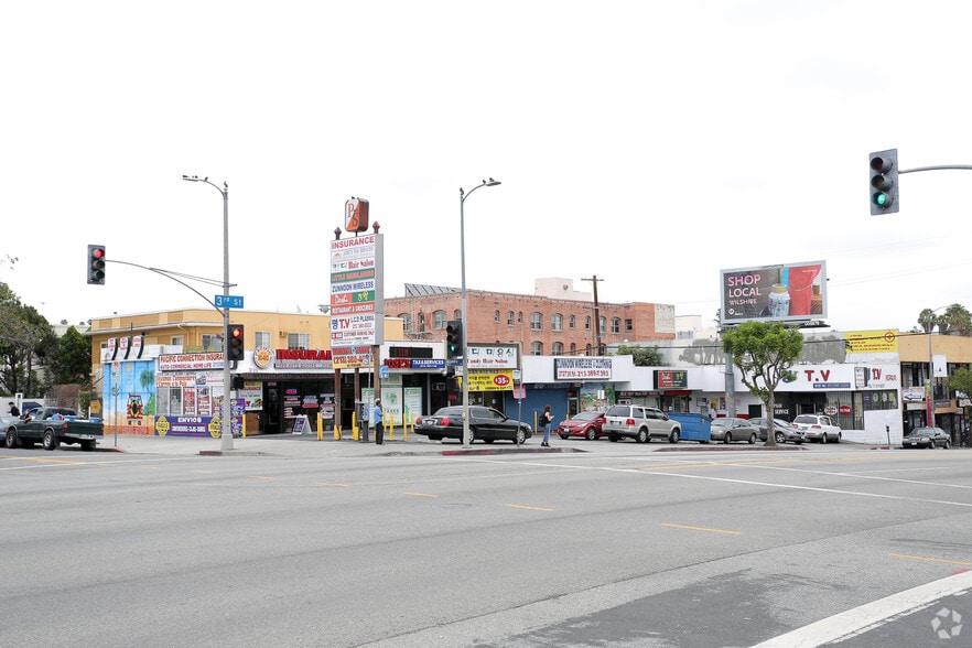266 S Alexandria Ave, Los Angeles, CA for lease - Primary Photo - Image 1 of 3