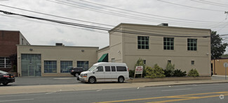 More details for 115-117 Herricks Rd, New Hyde Park, NY - Office for Lease