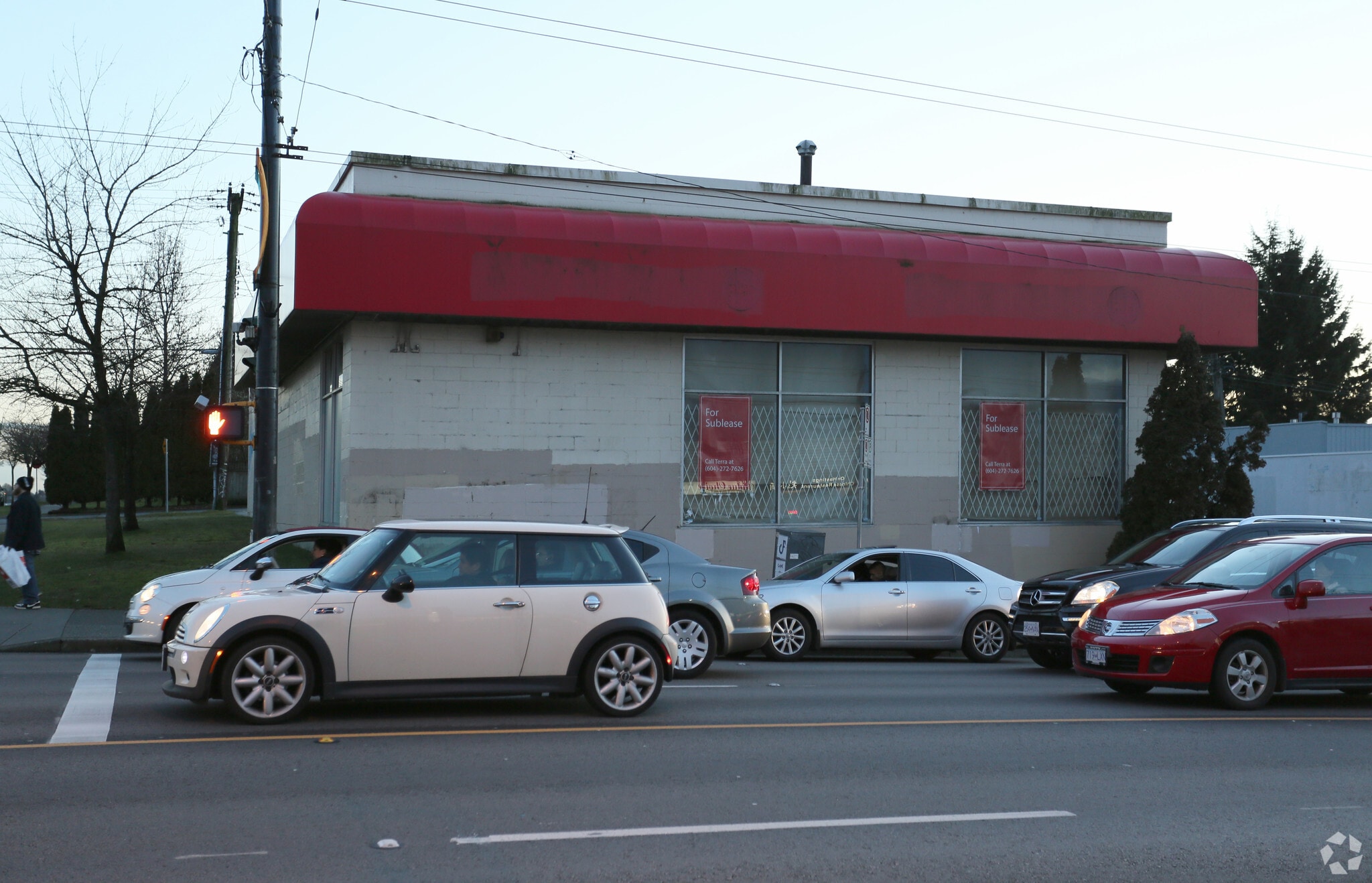 2696 Hastings St E, Vancouver, BC for lease Building Photo- Image 1 of 8
