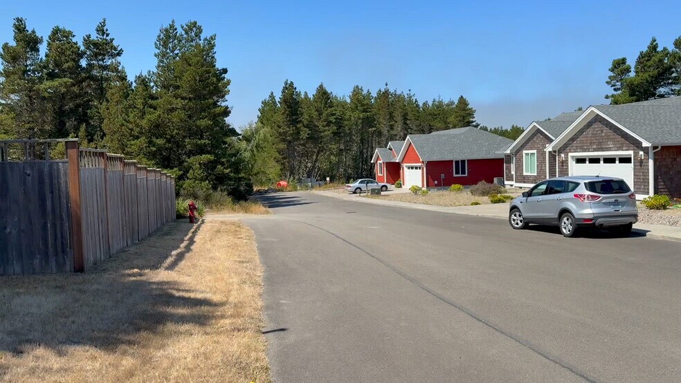 211 Pioneer Rd, Long Beach, WA à vendre - Vidéo sur l’inscription commerciale - Image 2 de 16