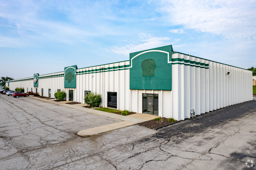 2810-2828 S 44th St, Kansas City, KS for lease - Primary Photo - Image 1 of 4