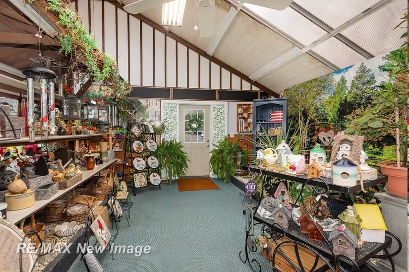 1605 Bookness St, Midland, MI à vendre - Photo intérieure - Image 2 de 9