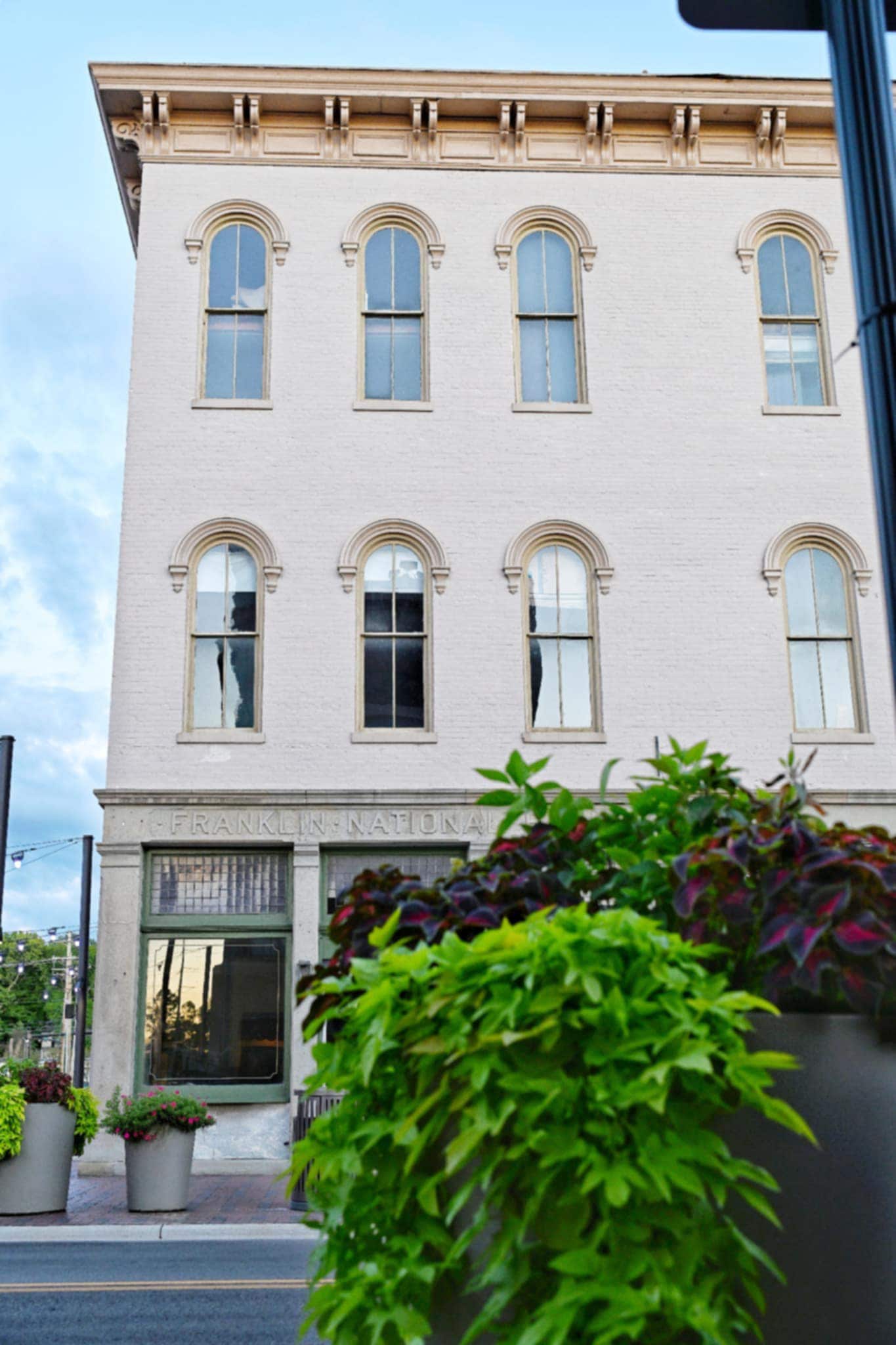 400-408 S Main St, Franklin, OH for lease Building Photo- Image 1 of 10