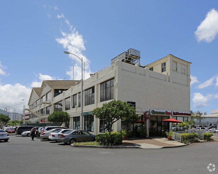801 Dillingham Blvd, Honolulu, HI à louer - Photo du bâtiment - Image 3 de 7