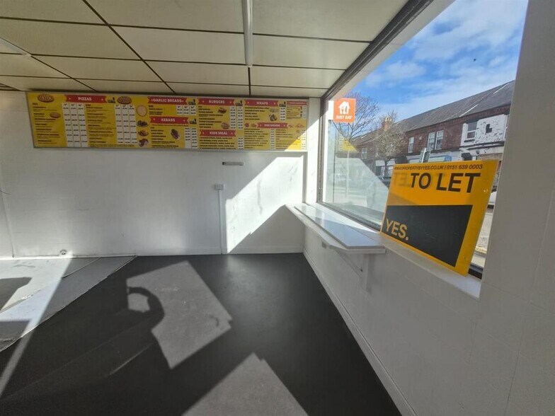 79 St. Johns Rd, Liverpool à louer - Photo du bâtiment - Image 3 de 18