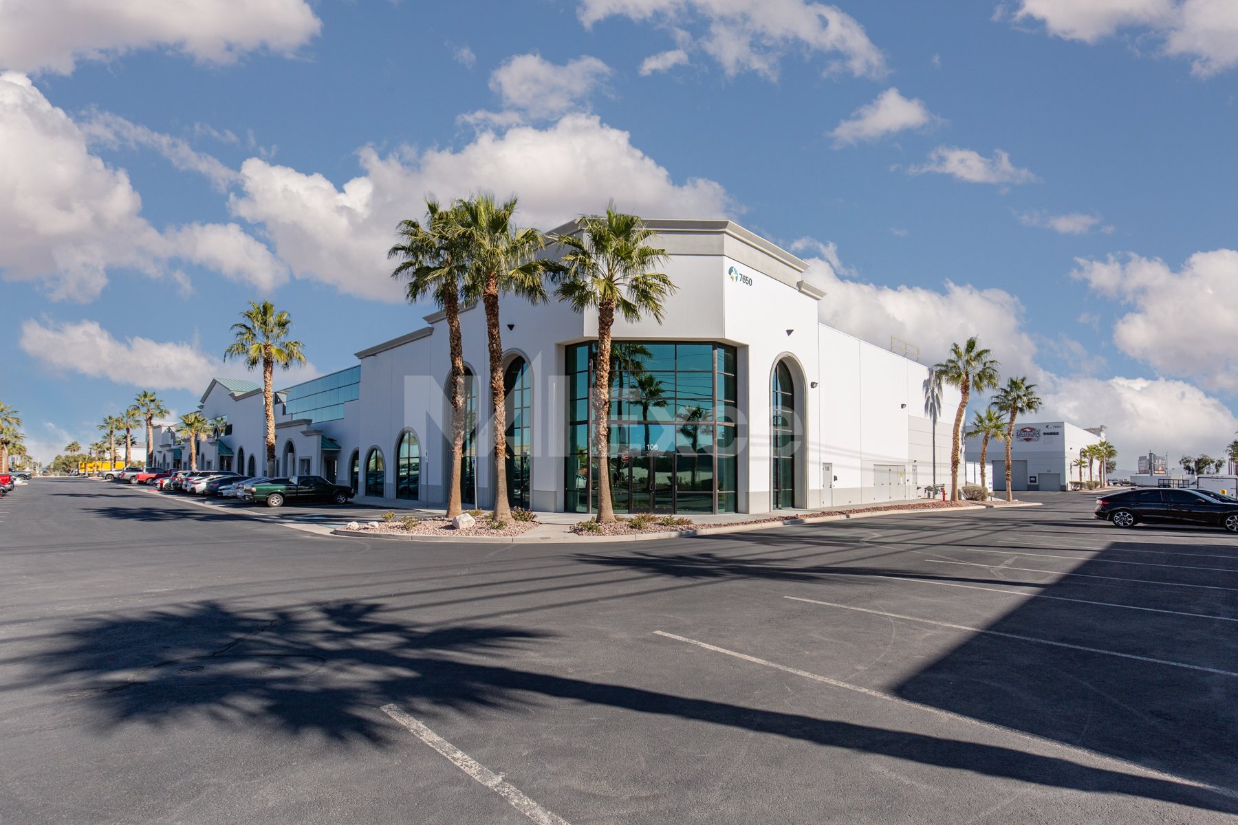 7650 Dean Martin Dr, Las Vegas, NV for lease Building Photo- Image 1 of 7