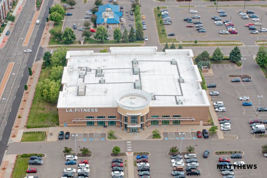 15135 Galaxie Ave, Apple Valley, MN for sale - Building Photo - Image 3 of 4