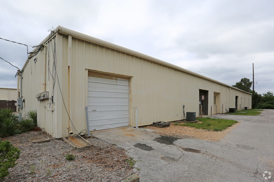5001 Whitling Dr, Pelham, AL à louer - Photo du bâtiment - Image 3 de 3
