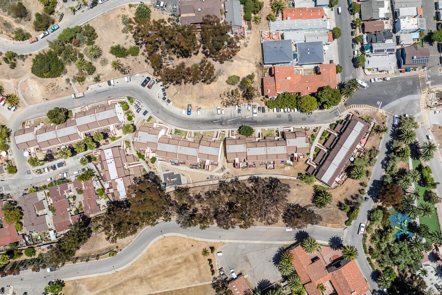 321 Tremont St, Avalon, CA for sale - Building Photo - Image 3 of 28