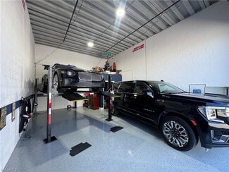 More details for 17860 Toy Vault ln, Fort Myers, FL - Specialty for Sale