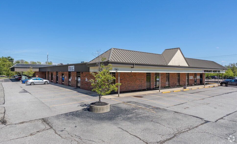 7711 Ewing Blvd, Florence, KY à louer - Photo du bâtiment - Image 2 de 2