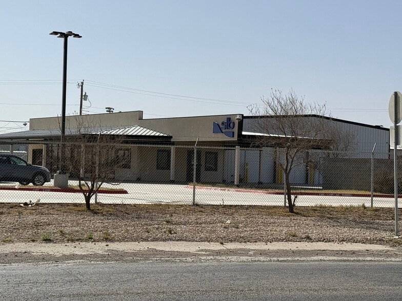 4700 W Wall St, Midland, TX for sale - Building Photo - Image 1 of 16