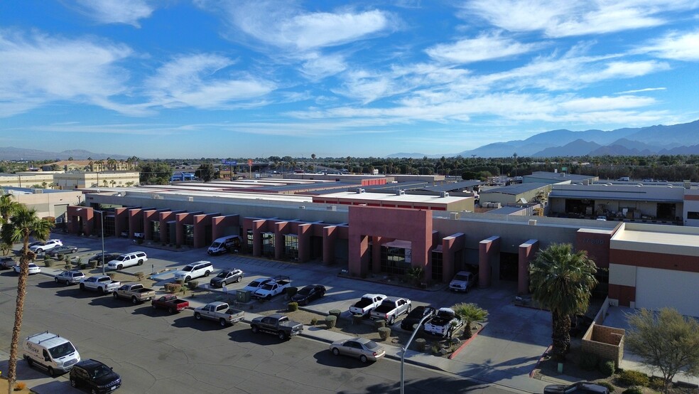 77-899 Wolf Rd, Palm Desert, CA for lease - Building Photo - Image 1 of 4