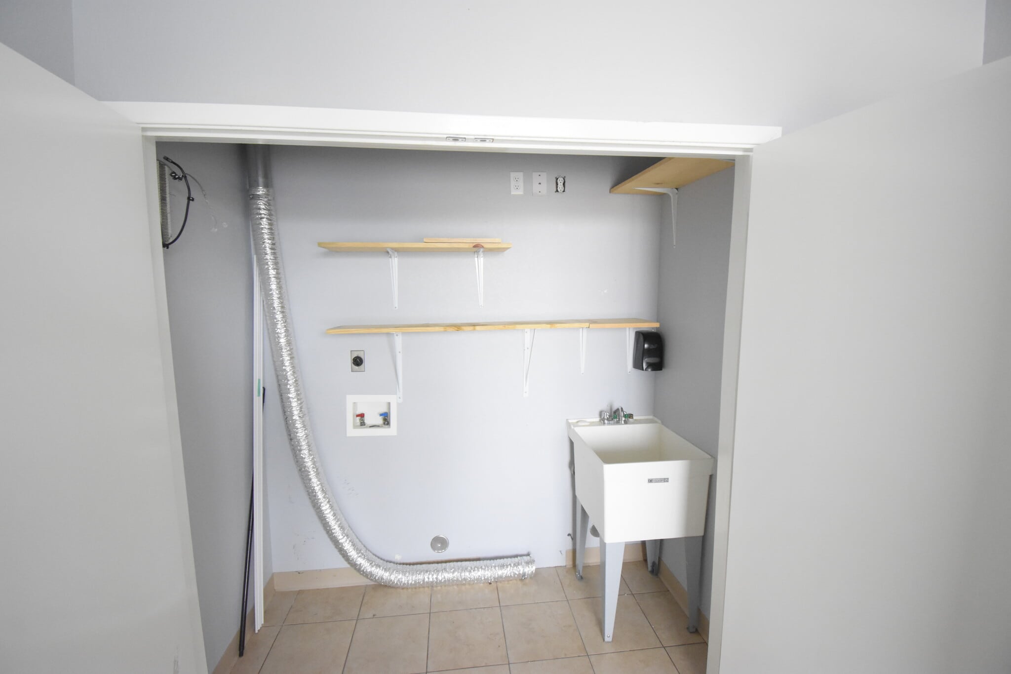 401 W Fairmont Pky, La Porte, TX à louer Photo intérieure- Image 1 de 17