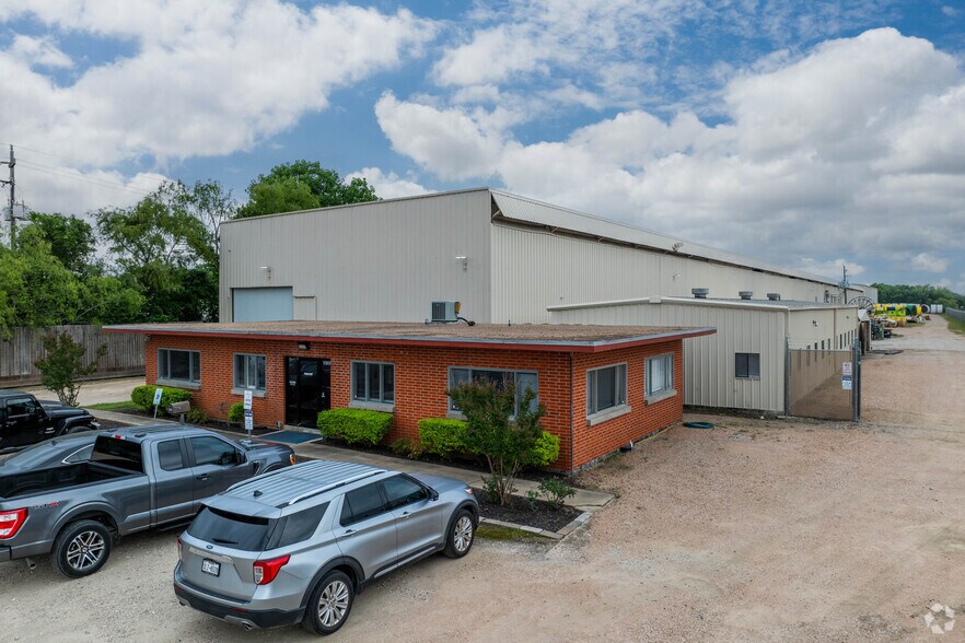 11317 Cash Rd, Stafford, TX à vendre - Photo du bâtiment - Image 1 de 8