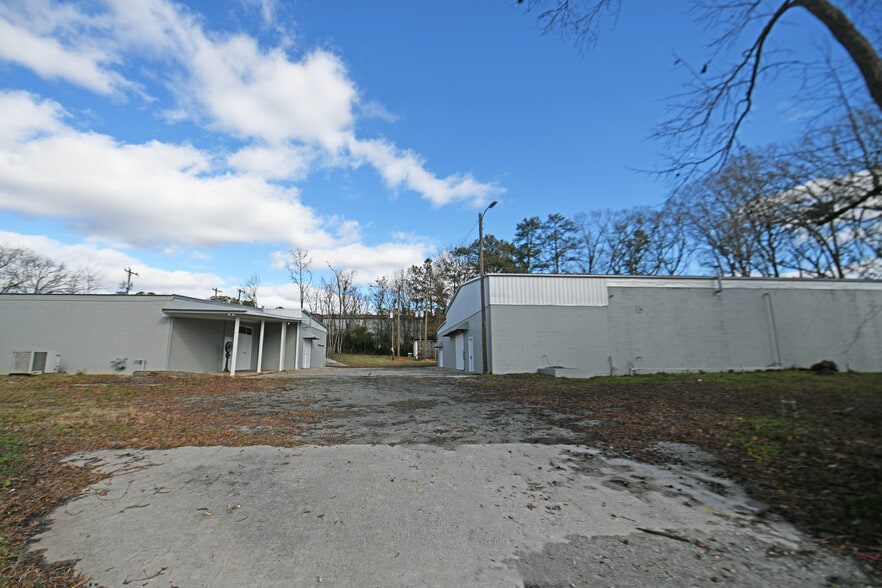 205-207 Ginn St, Greenwood, SC for sale - Building Photo - Image 1 of 12