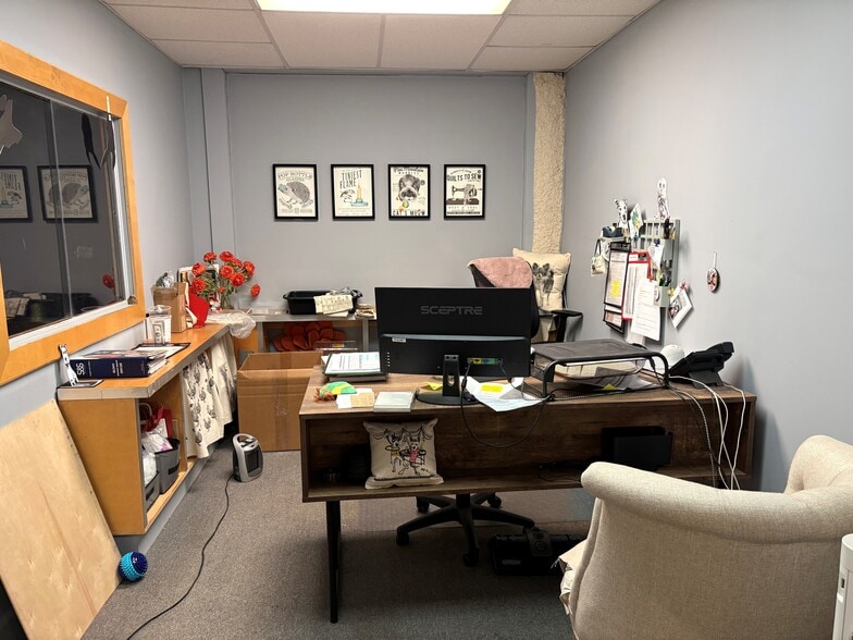 410 E Walnut St, Perkasie, PA for lease - Building Photo - Image 2 of 10