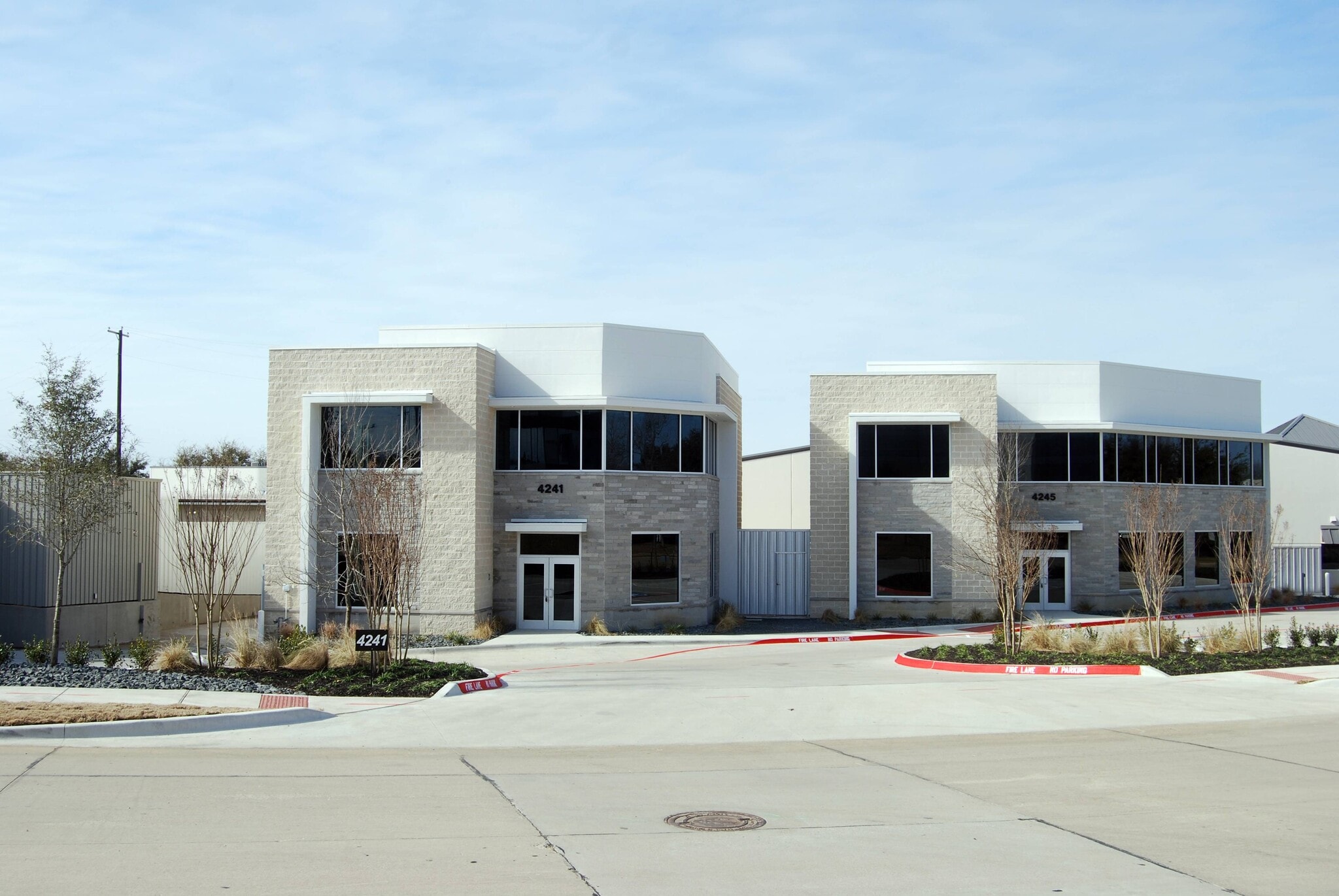 4245 Marsh Ridge Rd, Carrollton, TX for sale Primary Photo- Image 1 of 31