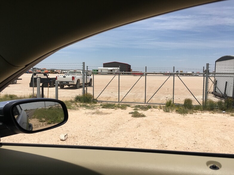 435 Fm 1233, Monahans, TX à vendre - Photo du bâtiment - Image 2 de 8