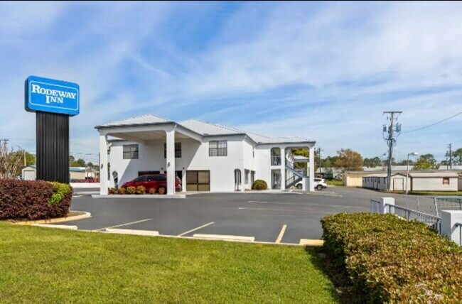 Plus de détails pour 35 US Highway 84 E, Cairo, GA - Services hôteliers à vendre