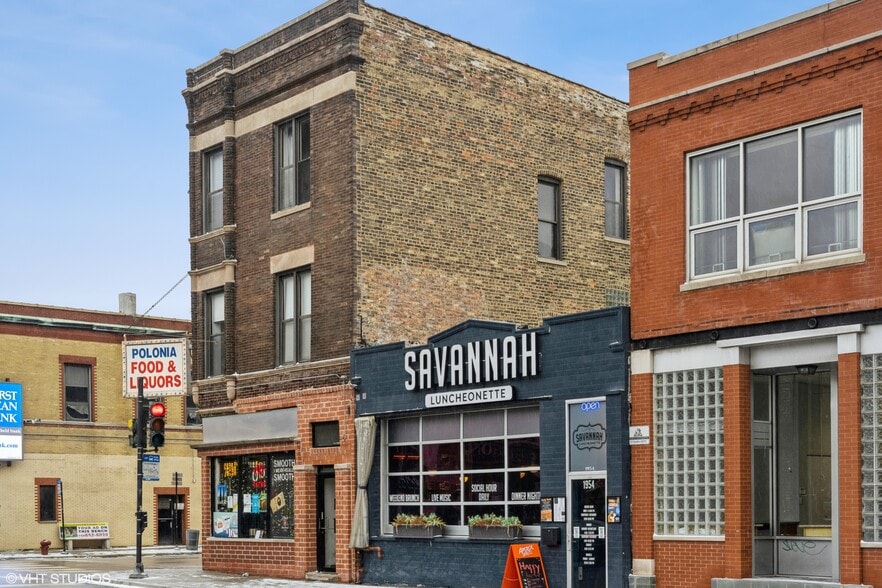 Armitage -Damen portfolio of 3 properties for sale on LoopNet.ca - Building Photo - Image 3 of 42