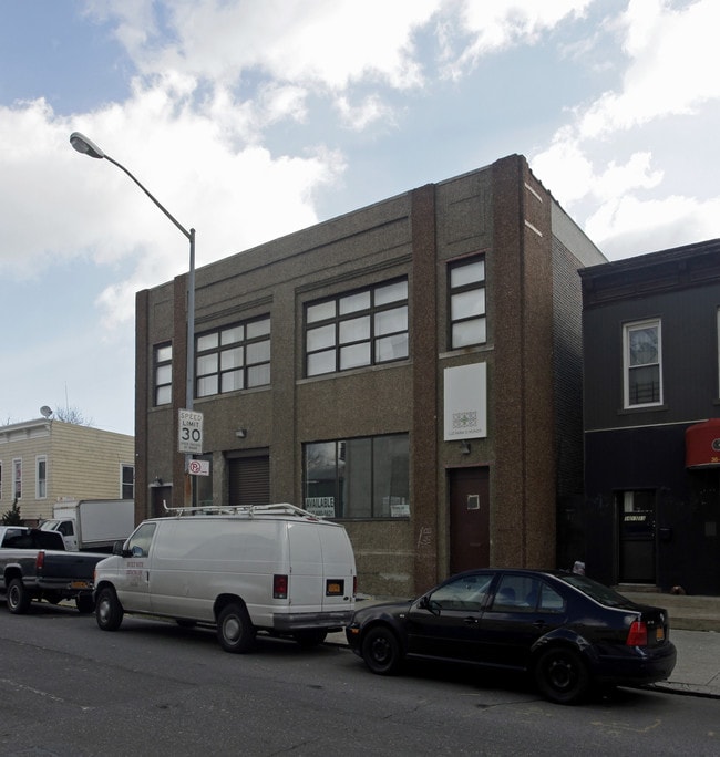 Plus de détails pour 36-11 33rd St, Astoria, NY - Industriel à louer