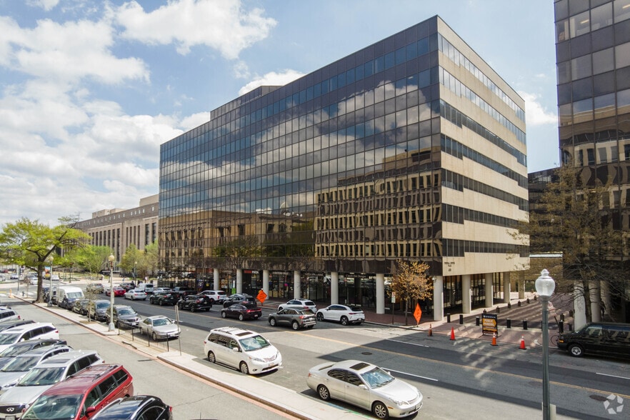 400 C St SW, Washington, DC for lease - Building Photo - Image 2 of 5