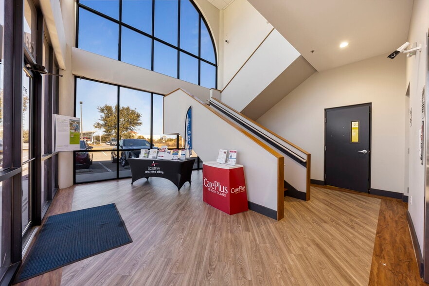 23607 US HWY 27, Lake Wales, FL à louer - Photo du bâtiment - Image 3 de 78