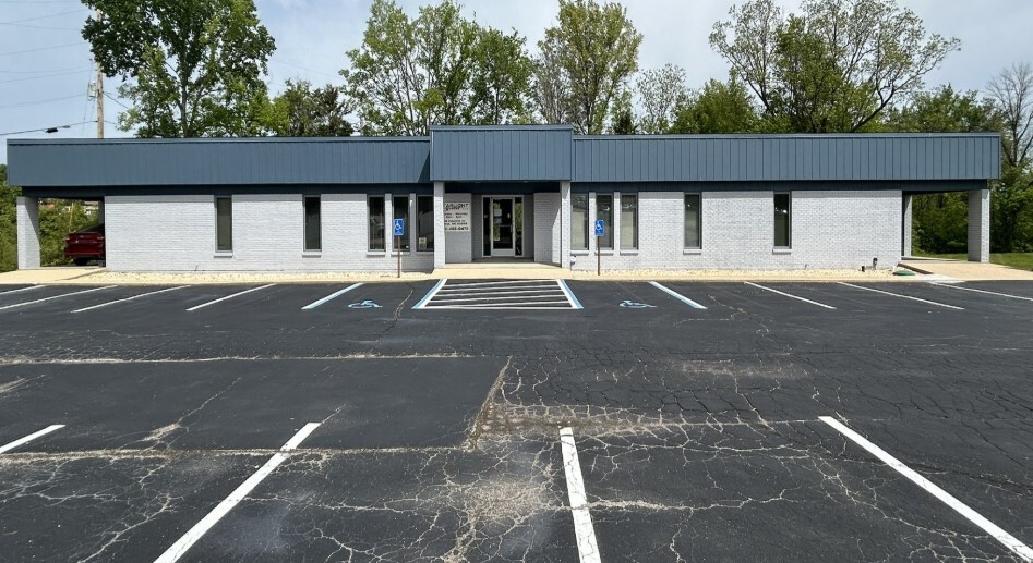 166 Industrial Dr, Festus, MO for sale - Building Photo - Image 1 of 1