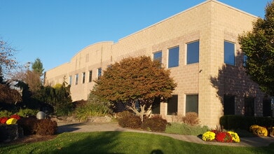 10 Culnen Dr, Branchburg, NJ for lease Building Photo- Image 2 of 8