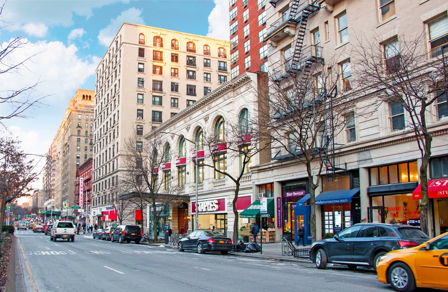 219 W 81st St, New York, NY for lease - Building Photo - Image 2 of 4