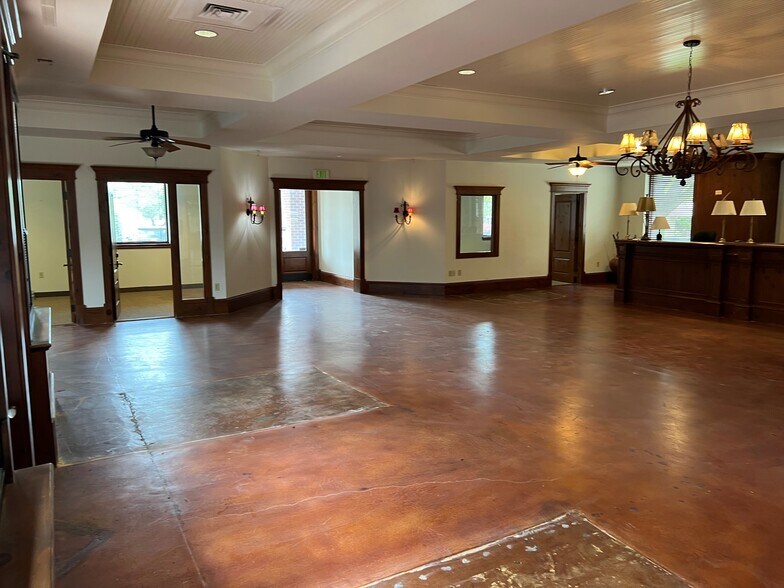 622 Clara Barton Blvd, Garland, TX à louer - Photo intérieure - Image 3 de 5