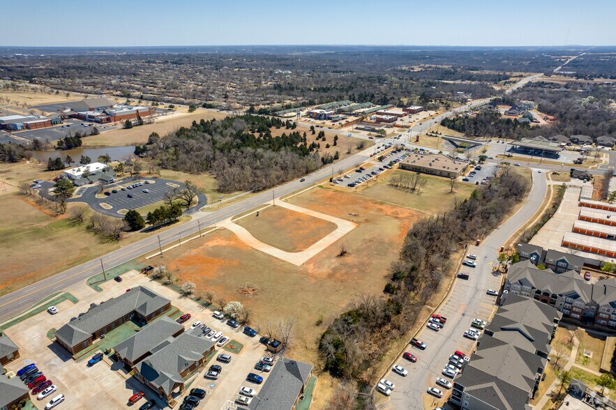 13909 N Eastern Ave, Oklahoma City, OK for sale - Aerial - Image 3 of 7