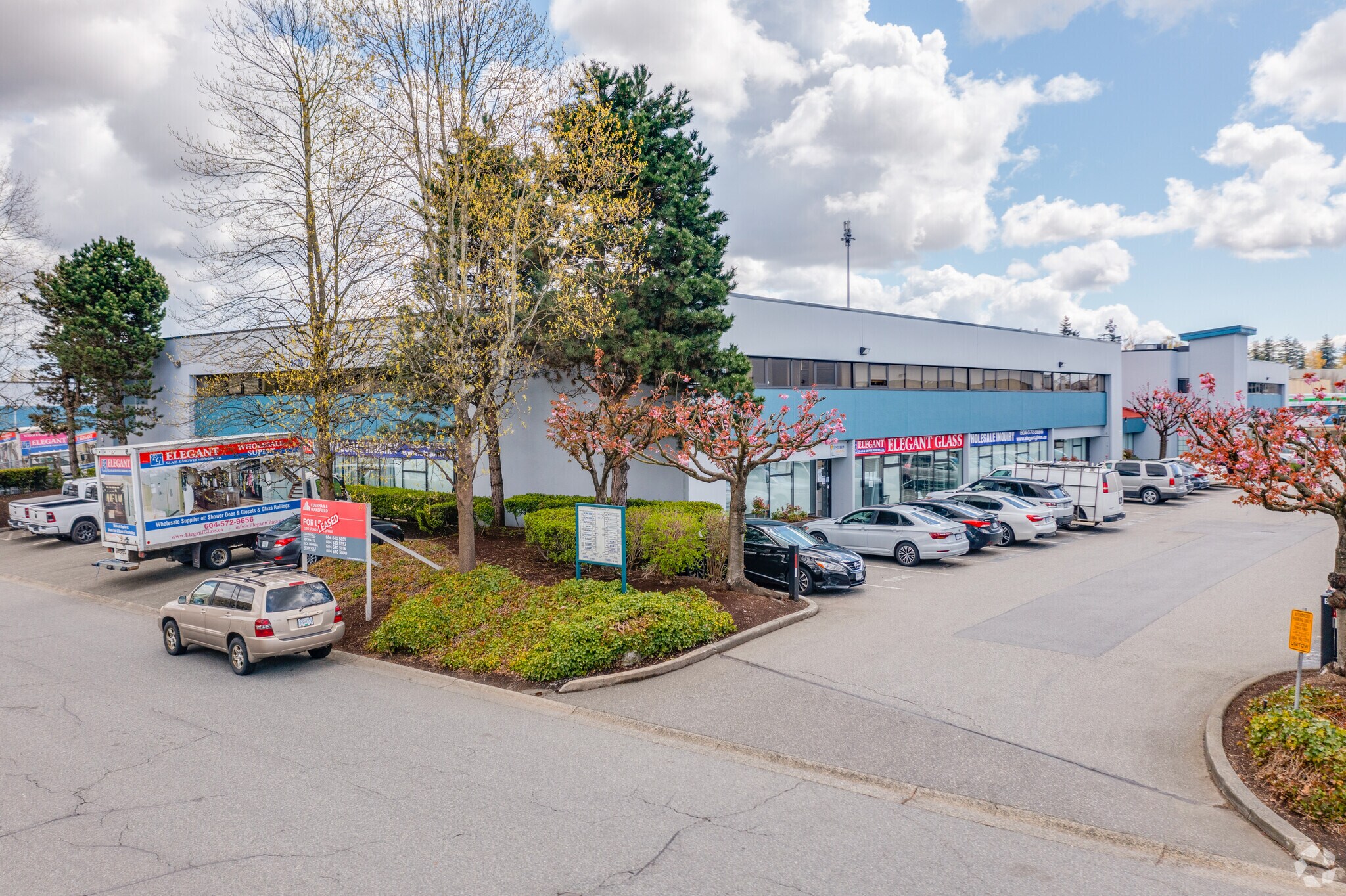 13370 78th Ave, Surrey, BC à vendre Photo principale- Image 1 de 1