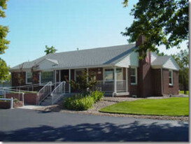 4175 E Iliff Ave, Denver CO - Services immobiliers commerciaux