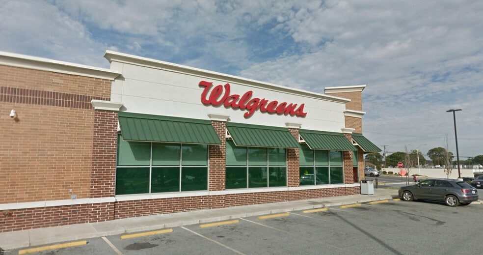 6498 Landover Rd, Hyattsville, MD for lease - Building Photo - Image 2 of 3