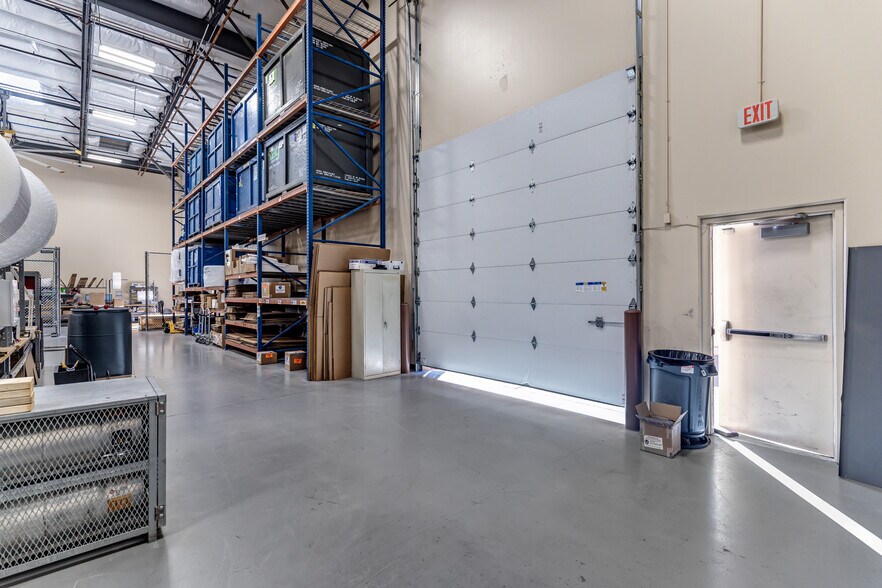 2675 E Cessna Dr, Chandler, AZ à vendre - Photo du bâtiment - Image 3 de 18