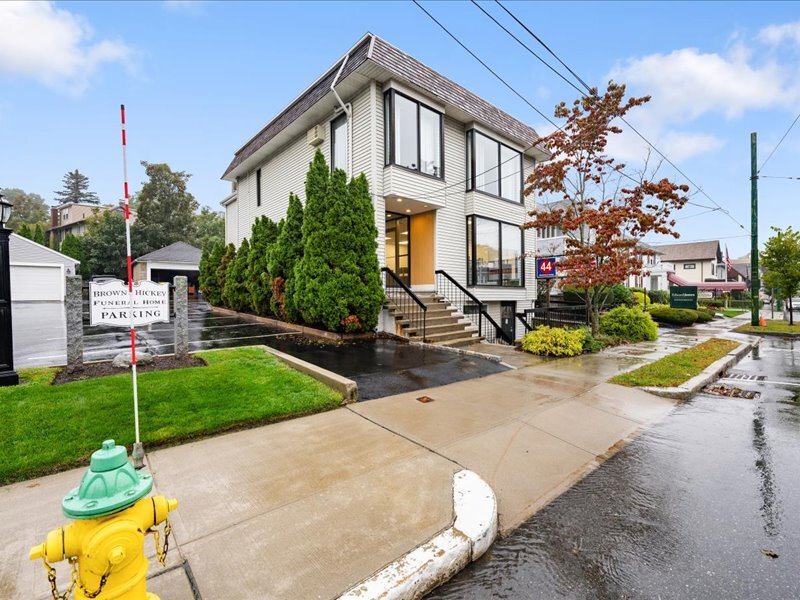 44 Trapelo Rd, Belmont, MA for sale Building Photo- Image 1 of 30