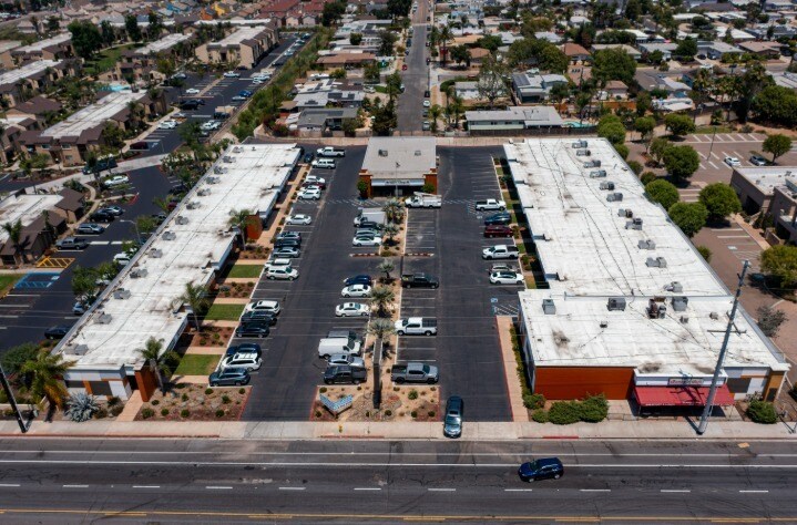 540-598 Broadway, El Cajon, CA à louer - Aérien - Image 3 de 5