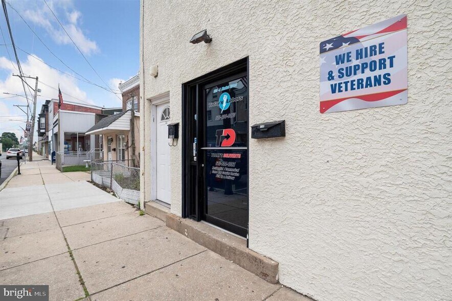 934 Market St, Marcus Hook, PA à vendre - Photo du bâtiment - Image 3 de 35