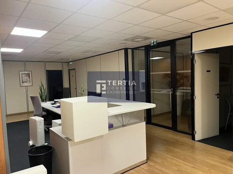 Bureau dans Montpellier à louer - Photo du bâtiment - Image 3 de 7
