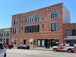 Plus de détails pour 112 W Main St, Troy, OH - Commerce de détail à vendre