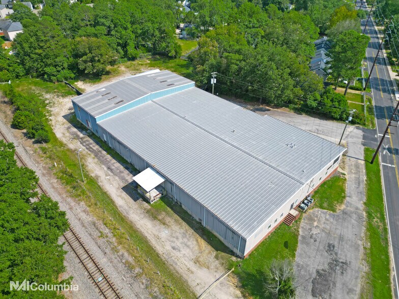 1627 Columbia College Dr, Columbia, SC à louer - Photo du bâtiment - Image 2 de 11