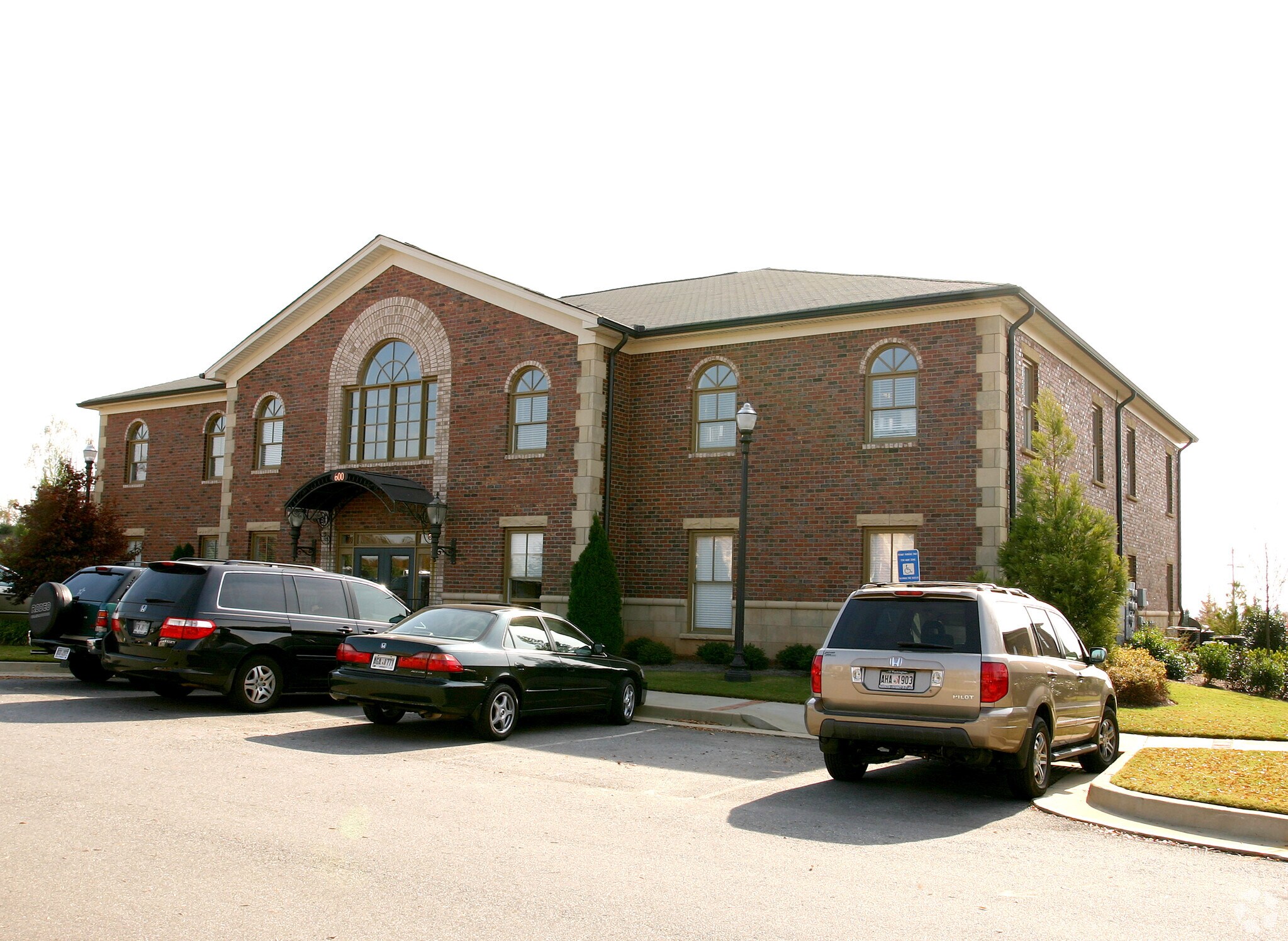 5400 Laurel Springs Pky, Suwanee, GA à vendre Photo principale- Image 1 de 1