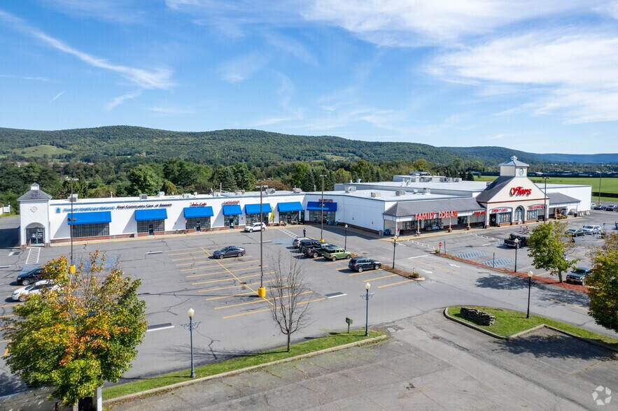 5-19 Commons Dr, Cooperstown, NY for lease - Primary Photo - Image 1 of 8