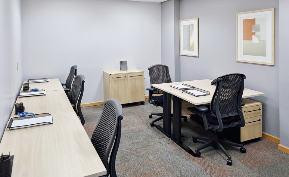 1020 E Lincolnway, La Porte, IN for lease - Building Photo - Image 3 of 8
