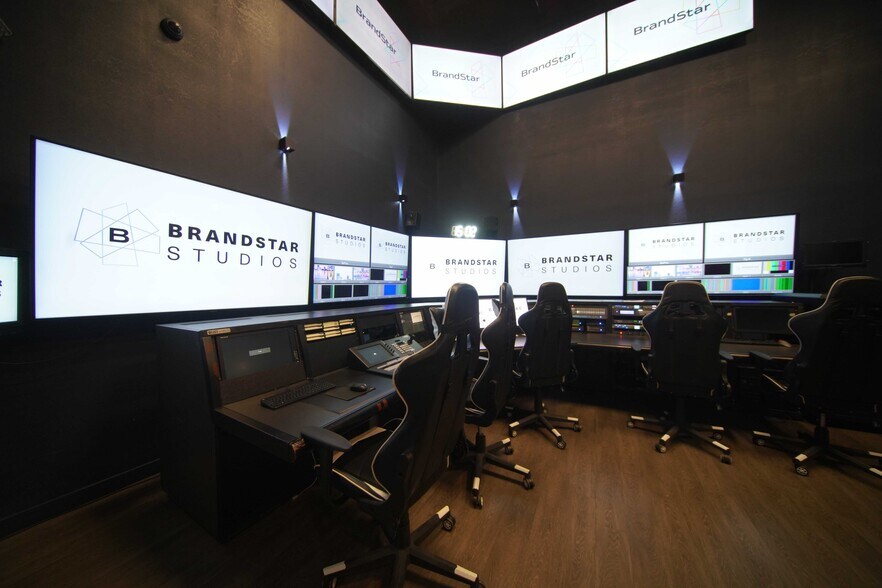 3850 N Powerline Rd, Pompano Beach, FL à vendre - Photo intérieure - Image 3 de 9