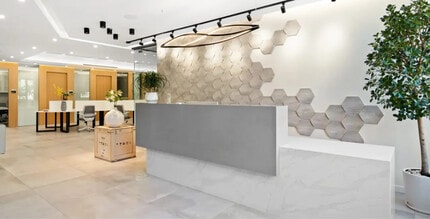 60-20 Woodside Ave, Woodside, NY for lease Lobby- Image 2 of 5