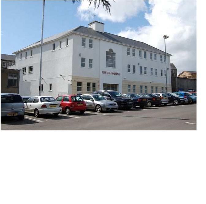 Castle Ln, Coleraine for lease Primary Photo- Image 1 of 2